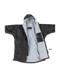 Kids Advance Short Sleeve Robe 5-9 Yrs -Swimming Equipment Store Dryrobe kids short sleeve robe black grey 5 9 6