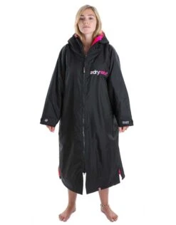 Advance Long Sleeve Adult Robe - Black/Pink 7 Advance Long Sleeve Adult Robe - Black/Pink -Swimming Equipment Store DryrobeAdvanceLongSleeve Black Pink 3